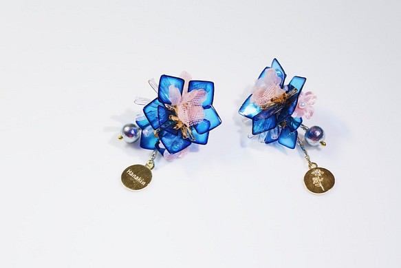 手染花與方塊的形狀 藍 手作飾品耳環（一對） 第1張的照片