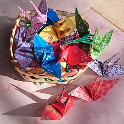 ちゅら和紙の折り鶴シャワー 100羽 1枚目の画像