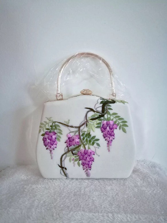 手縫い蘇州刺繍バッグ 藤の花刺繍鞄 1枚目の画像