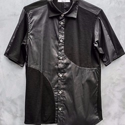 Symmetric Cut Short Sleeve Stretch Shirt - Black Size2 第1張的照片