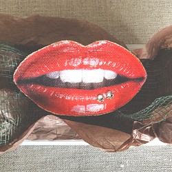 唇ブローチ・RED ・TEETH 1枚目の画像
