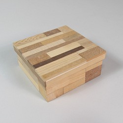 木のパッチワーク　小箱1 1枚目の画像