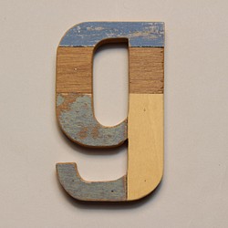木のパッチワークの切り文字 アルファベット（g) 1枚目の画像