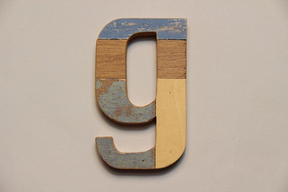 木のパッチワークの切り文字 アルファベット（g) 1枚目の画像