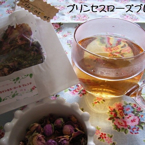 薔薇の香りが豊かなハーブティー プリンセスローズブレンド コーヒー 紅茶 お茶 Lilakotpet りらこっぺ 通販 Creema クリーマ ハンドメイド 手作り クラフト作品の販売サイト