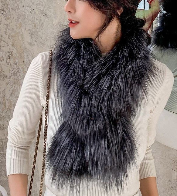 new antique fur ¶ シルバーフォックススリット入り編み込みマフラー