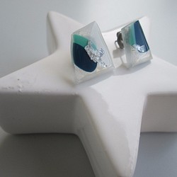 Color　chip　pierce　【navy×light blue】 1枚目の画像