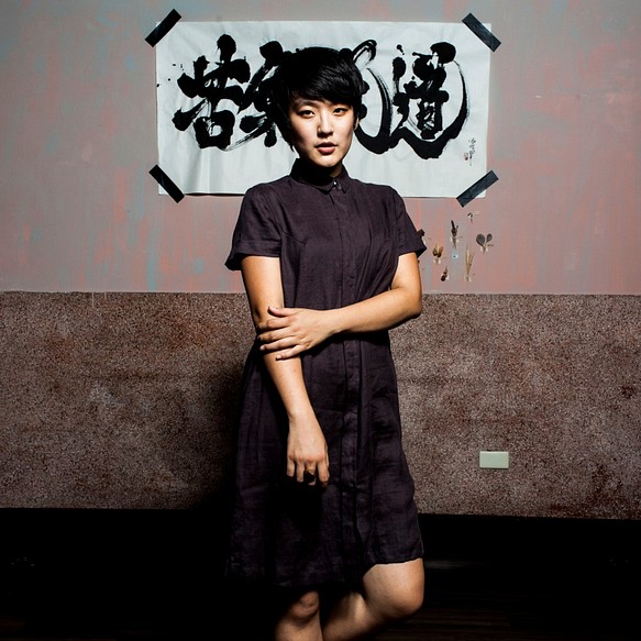 純苧麻有領短袖洋裝黑100%RAMIE DRESS ONE PIECE_CD011 第1張的照片