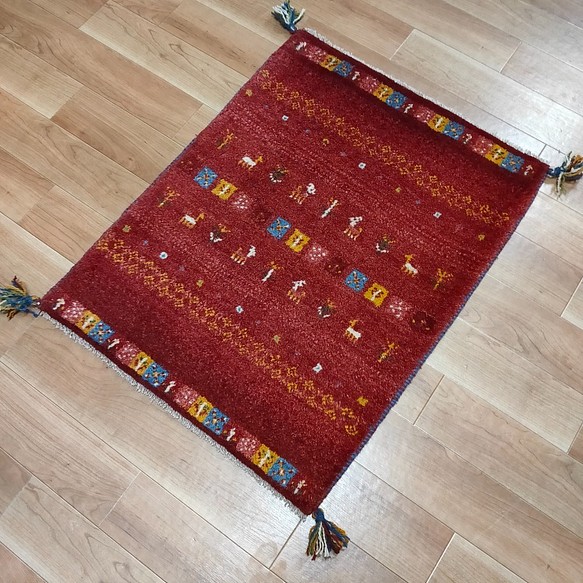 ペルシャ絨毯 ギャッベ レッド  玄関マット 茜色 伝統 タイル