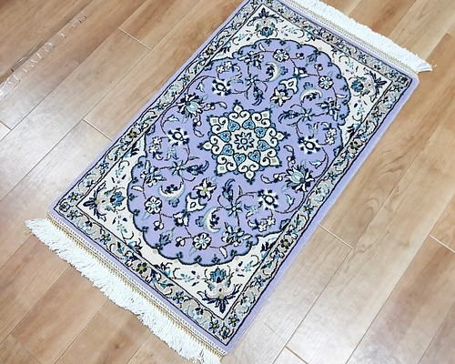 レビュー投稿で選べる特典 ペルシャの手作り絨毯‼️ size61x50cm