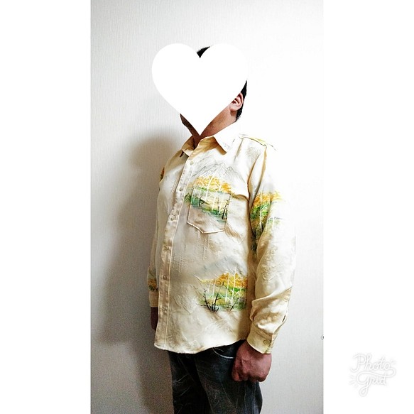 着物リメイク・メンズ シルク 反物からメンズシャツを作りました。クリーム色×風景柄