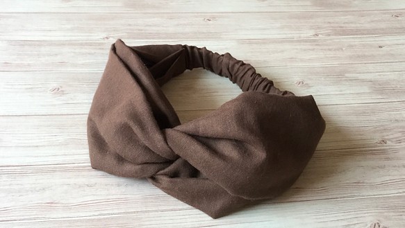 巧克力棕色十字頭巾（雙層紗布） 第1張的照片