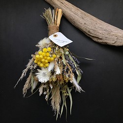 ドライフラワースワッグ〜yellow lavender〜 1枚目の画像