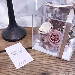 永生花盒 / 婚禮乾燥花禮盒 / 桌面擺設 / 生日禮物 第1張的照片