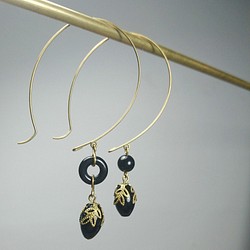 瑪瑙黃銅勾式耳環・飾銅30 第1張的照片