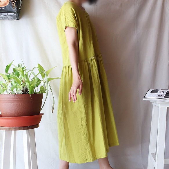 亞麻棉質褶皺連衣裙（免費/淡黃綠色） 第1張的照片