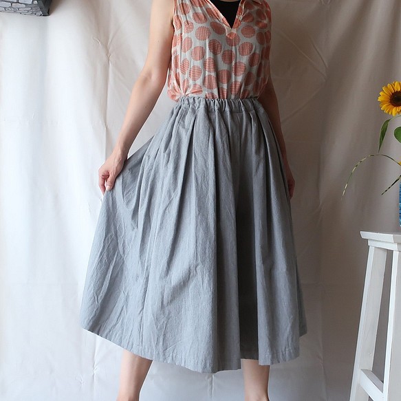 100％棉質粘性短裙（免費/灰色） 第1張的照片