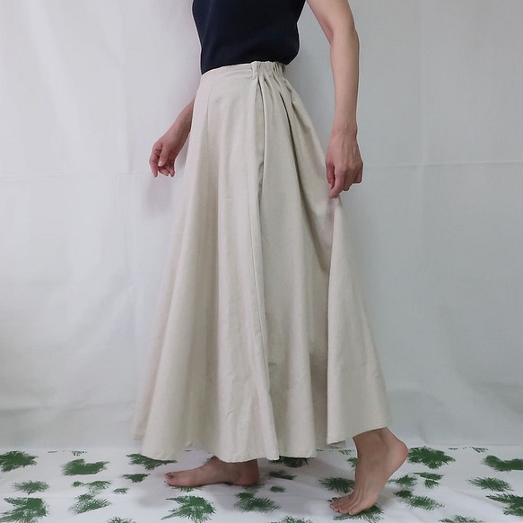 亞麻和棉質六件套條紋半身裙（免費/生產） 第1張的照片
