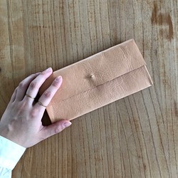 とても薄い長財布（キナリ） 1枚目の画像