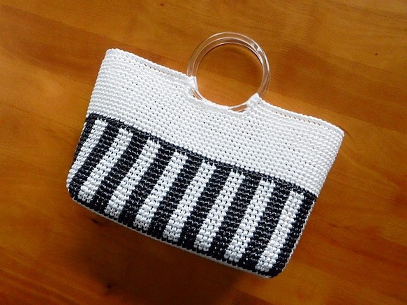 Stripe Bicolor Bag     Black × White 1枚目の画像