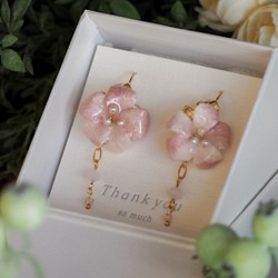 “ ピンクのお花のピアス ” 1枚目の画像