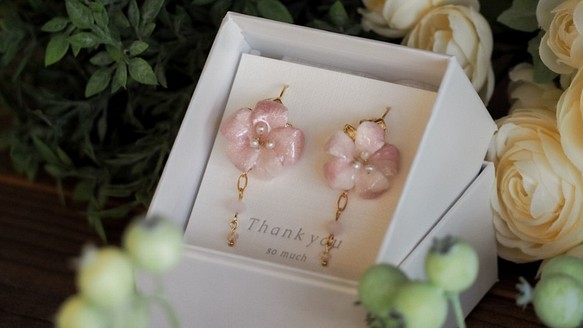 “ ピンクのお花のピアス ” 1枚目の画像