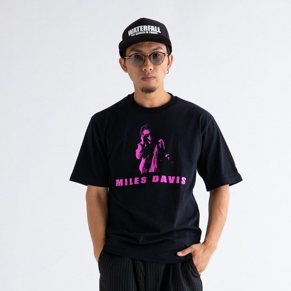 「MILES DAVIS」ver.6　ジャズTシャツ（写真家・内山繁氏コラボ）ブラック　Lサイズ　WATERFALL 1枚目の画像