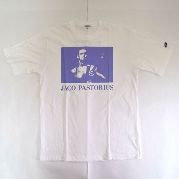 「JACO PASTORIUS」ver.6　ジャズTシャツ（写真家・内山繁氏撮）ホワイト　Sサイズ　WATERFALL