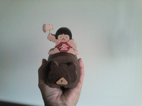 木製五月人形　熊と金太郎  特大サイズ ウオルナット（五月人形、初節句、子供の日） 1枚目の画像