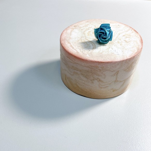 摺紙系列⎪寶藍玫瑰耳環 (單) 第1張的照片