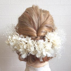 スウィートな花嫁♡ ヘッドドレス ウエディング 成人式 髪飾り ヘアアクセサリー プリザーブド 1枚目の画像