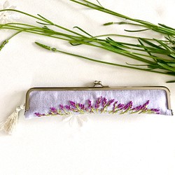 薰衣草刺繡扇和筷子襯裡防水飾面 第1張的照片