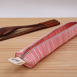 【紙布ホーム】カトラリーバッグ（段ボール）紙糸編み※カトラリーは含まれていません 1枚目の画像