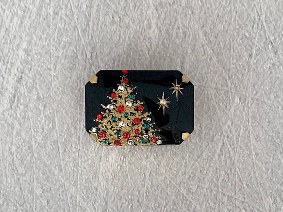 Bigスワロフスキーのクリスマスツリー帯留 1枚目の画像