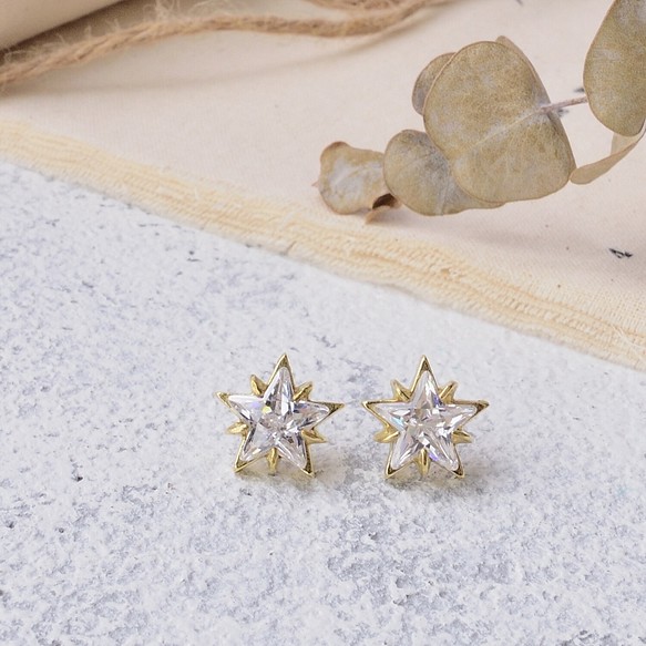 Reve 黃銅耳環 鋯石 夾式 可改夾式 星星 第1張的照片