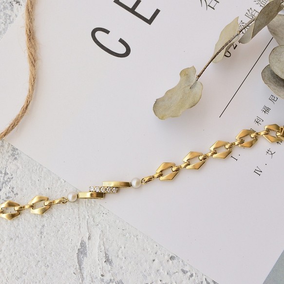 Reve 黃銅手鍊 鋯石 淡水珍珠 復古 第1張的照片
