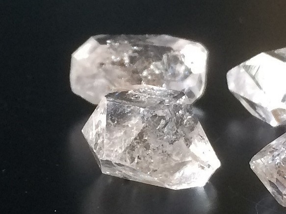 【再々販】夢の輝きハーキマーダイヤモンド原石 1枚目の画像