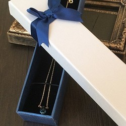 豪華項鍊的禮品盒可供選擇3種顏色 第1張的照片