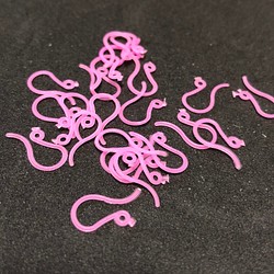 樹脂製 フックピアス ピンク 100個 1枚目の画像