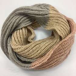 イギリスゴム編みのスヌード・3色 1枚目の画像