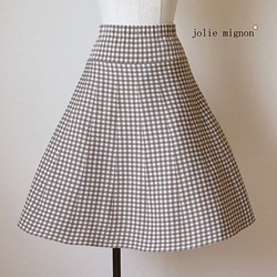 存貨有限！ [三維美麗的剪影！ ] 方格格紋 Recovery 針織喇叭裙 [灰褐色 x 白色] 第1張的照片