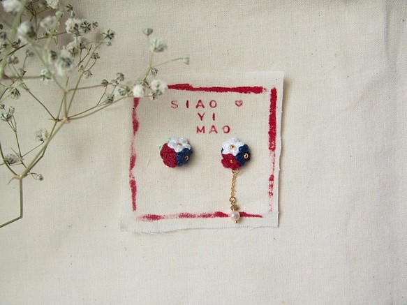 小藝毛siaoyimao．玫瑰花兒系列珍珠耳環/不鏽鋼耳針/可改夾式 第1張的照片