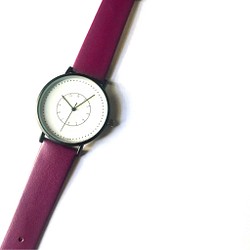 [秋天的顏色]簡單的手錶男女兼用紫色母親節禮物也♪ 第1張的照片