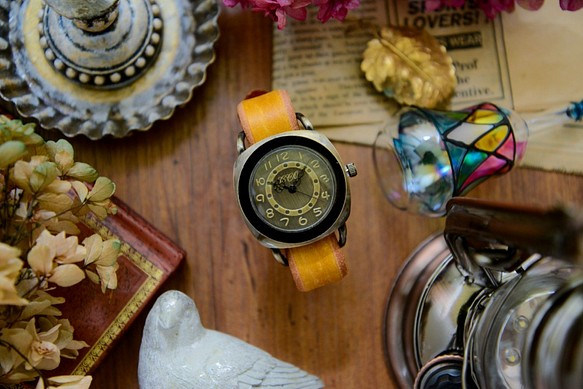 アンティーク調で可愛い腕時計　レディース 革ベルト オシャレ 時計 レディース 防水 レトロ 誕生日 1枚目の画像