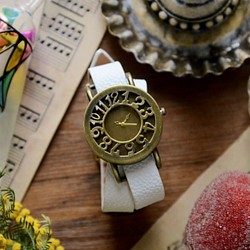 2連ベルトが可愛い腕時計 レディース 革ベルト オシャレ 時計 レディース 防水 レトロ 誕生日 1枚目の画像