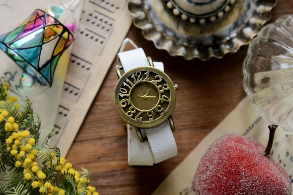 2連ベルトが可愛い腕時計 レディース 革ベルト オシャレ 時計 レディース 防水 レトロ 誕生日 1枚目の画像