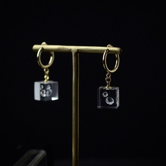 耳環 立方氧化鋯 不銹鋼 金色 [定做] 禮物 生日禮物 禮品包裝 第1張的照片