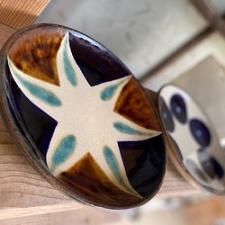 【アウトレット】7寸皿　星紋・青丸紋　２枚セット　やちむん　陶器　エドメ陶房　皿 1枚目の画像