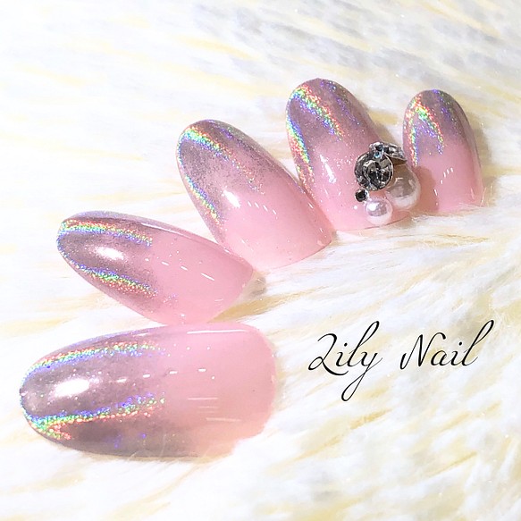 色変更あり ユニコーンミラーのグラデーションネイル ネイルチップ ネイルシール Lily Nail 通販 Creema クリーマ ハンドメイド 手作り クラフト作品の販売サイト