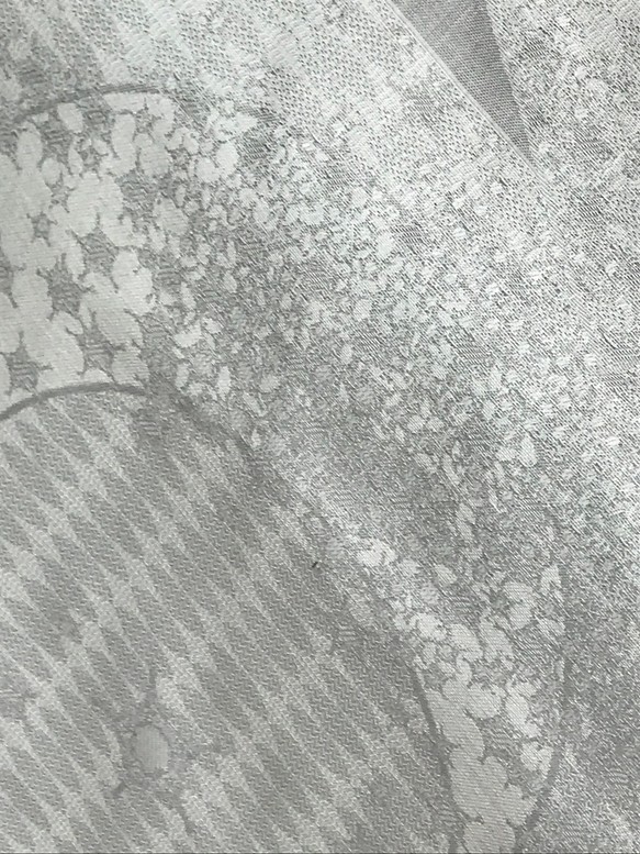 お月様柄ジャガード織、綿100%生地、薄グレー（抗菌防臭加工）115cm×100cm 1枚目の画像